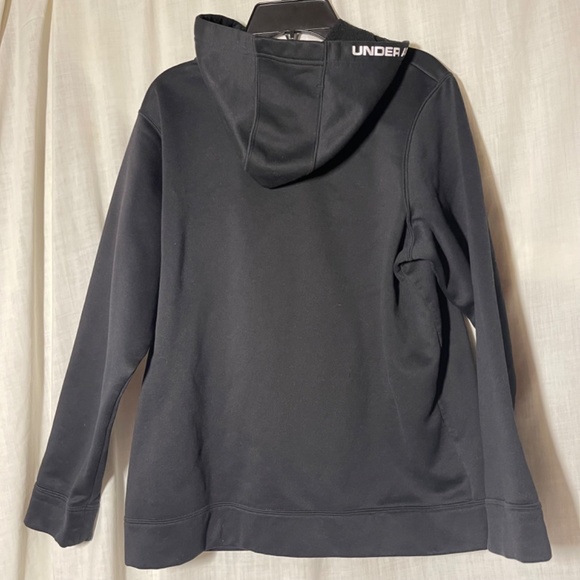 Under Armour Hoodie Youth Large. Black red Logo. Warm comfortable. Long sleeve - Picture 2 of 6